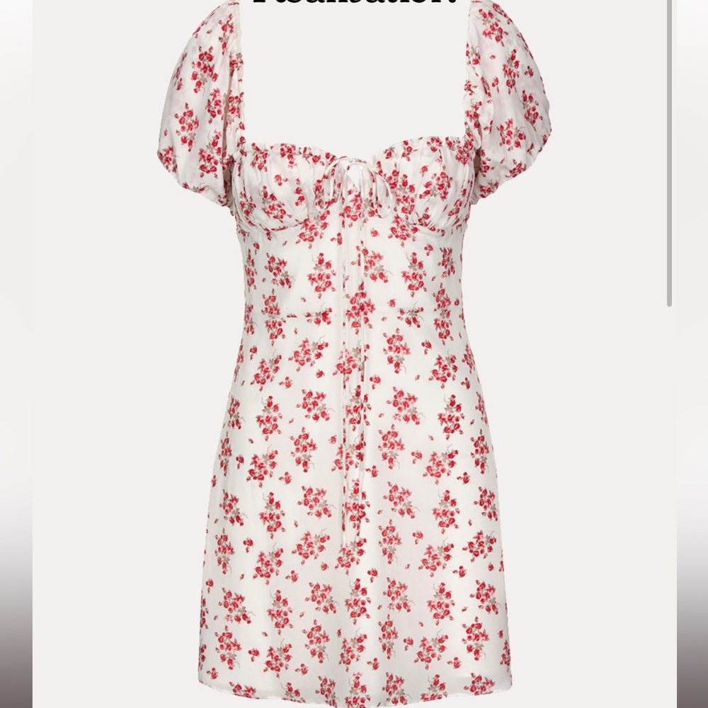 Realisation Par The Venus Dress in Pleasures